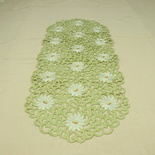 Load image into Gallery viewer, Table Linen - Green Daisy