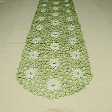 Load image into Gallery viewer, Table Linen - Green Daisy
