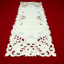 Load image into Gallery viewer, Table Linen - Silver Sparkles