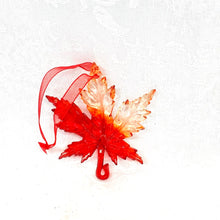 Load image into Gallery viewer, Sun Catchers - Maple Leaf