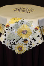 Load image into Gallery viewer, Table Linen - Sunflower