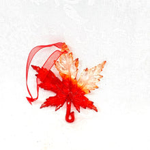 Load image into Gallery viewer, Sun Catchers - Maple Leaf
